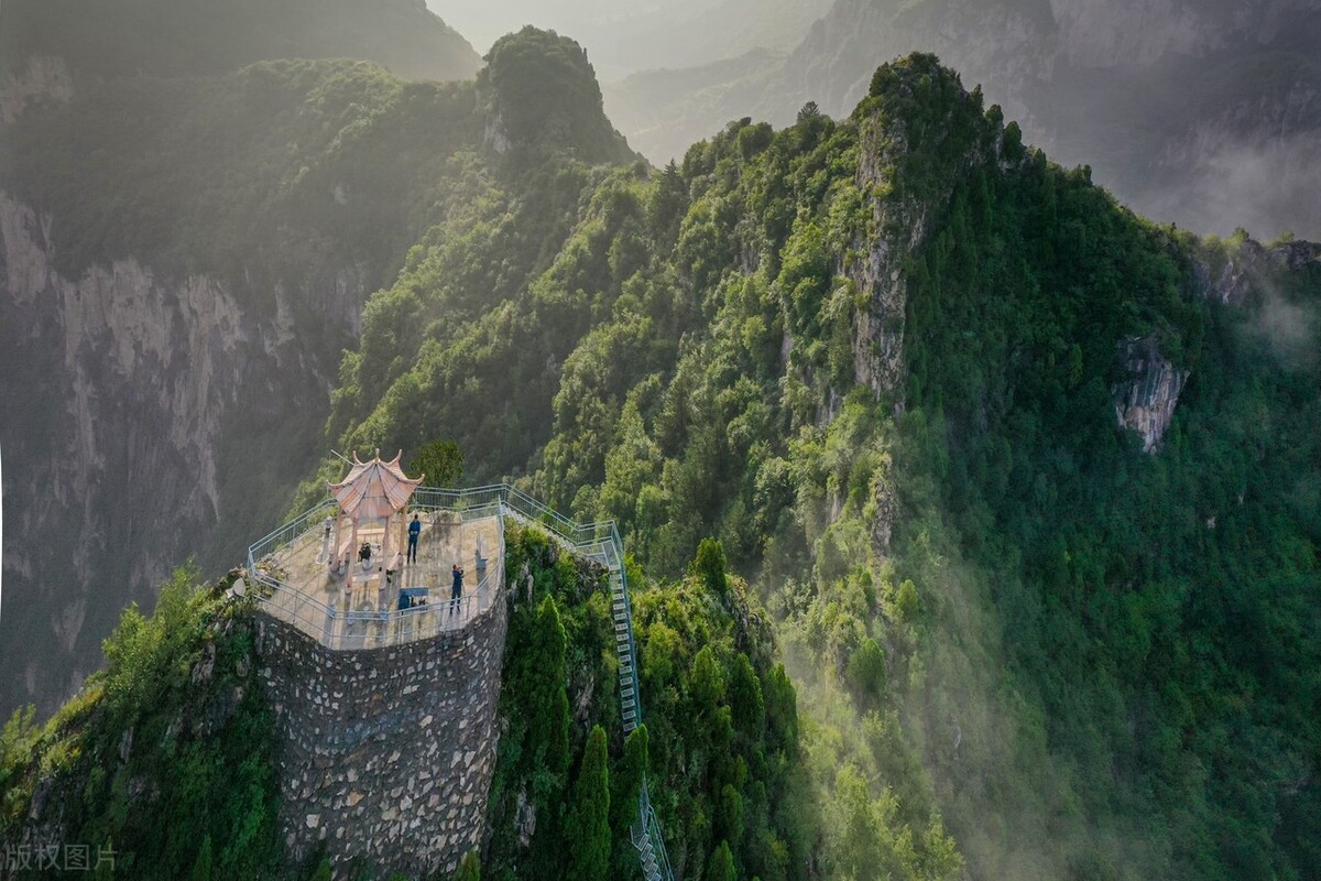 中国十大刺激景点,中国十大最值得去的景点