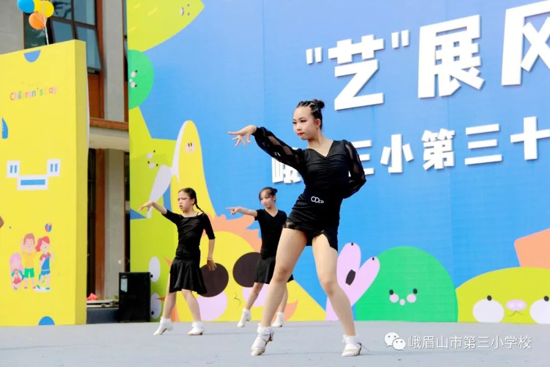 峨眉三小六一儿童节活动,艺展风采2019