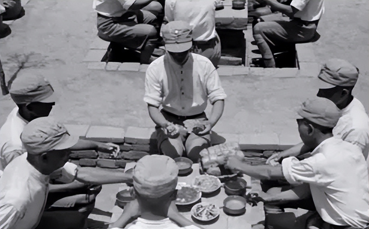 抗日战争什么部队战斗力最强,抗日战争时期中国军队骨瘦如柴