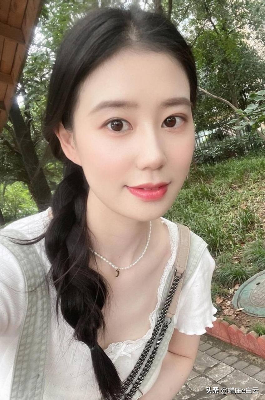 女人分居两地想老公怎么办,和老公异地怎么保持距离感