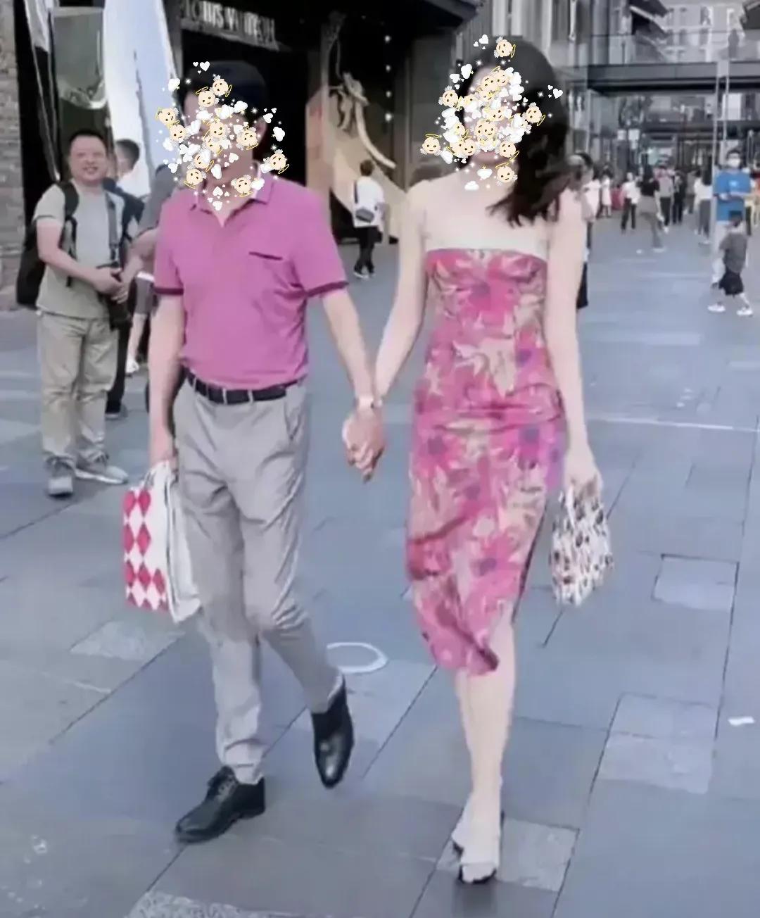 成都董小姐牵手事件后续,成都牵手事件董小姐是哪里人