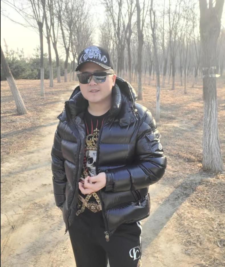 上门骚扰、扔鞋驱赶、组合拳打粉丝，连明星助理都这么嚣张了？