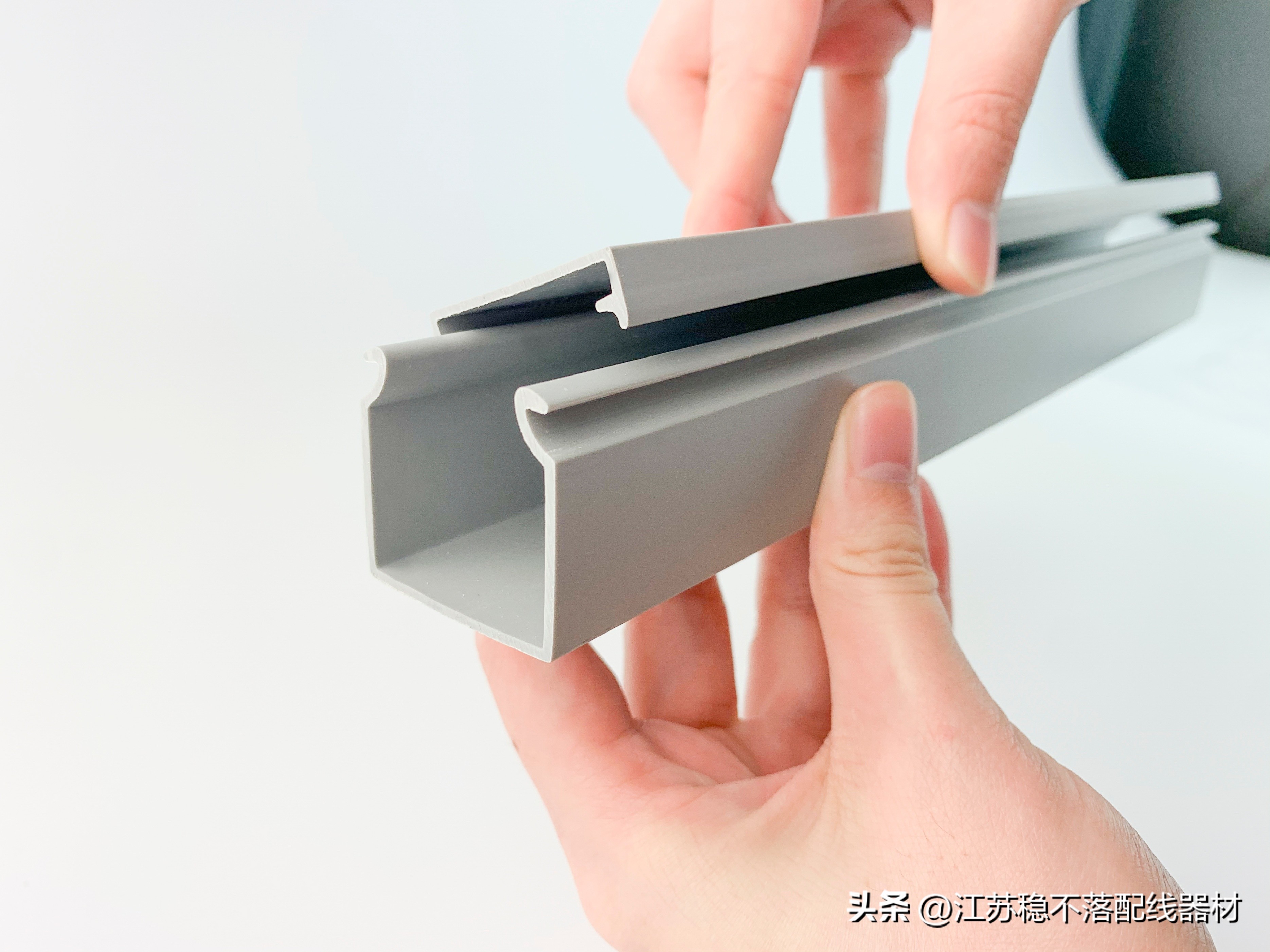 联塑pvc线槽尺寸规格,普通的pvc电线线槽规格是多少