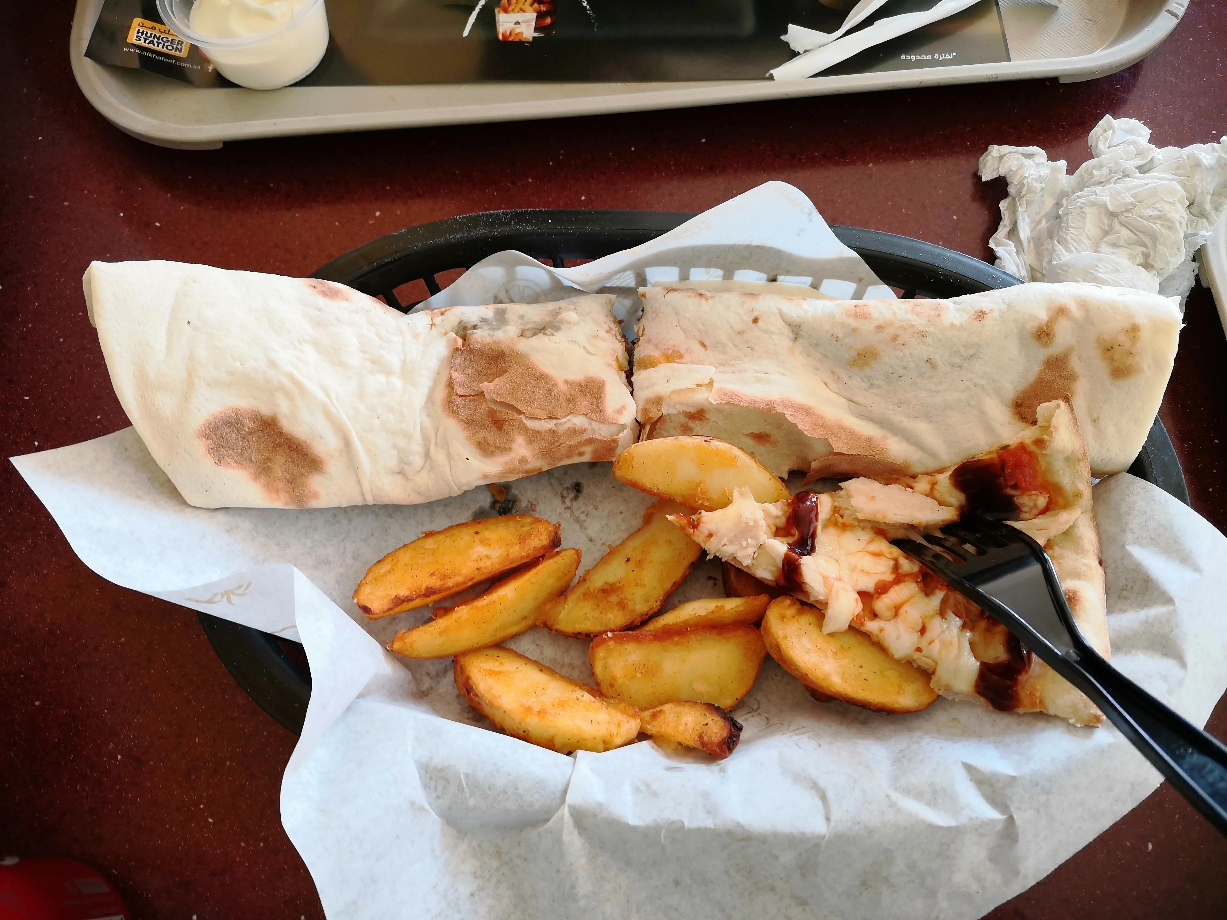 头顶一块布不是恐怖就是富什么梗,头顶一块布的人为啥那么富