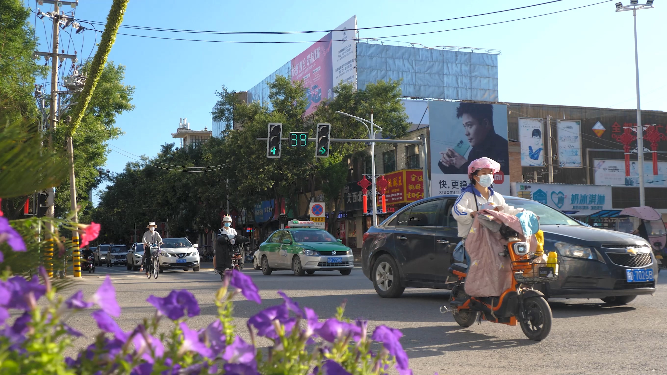 坐在金山上的长武县却过着穷日子如今刚起跑就取胜县城未来可期