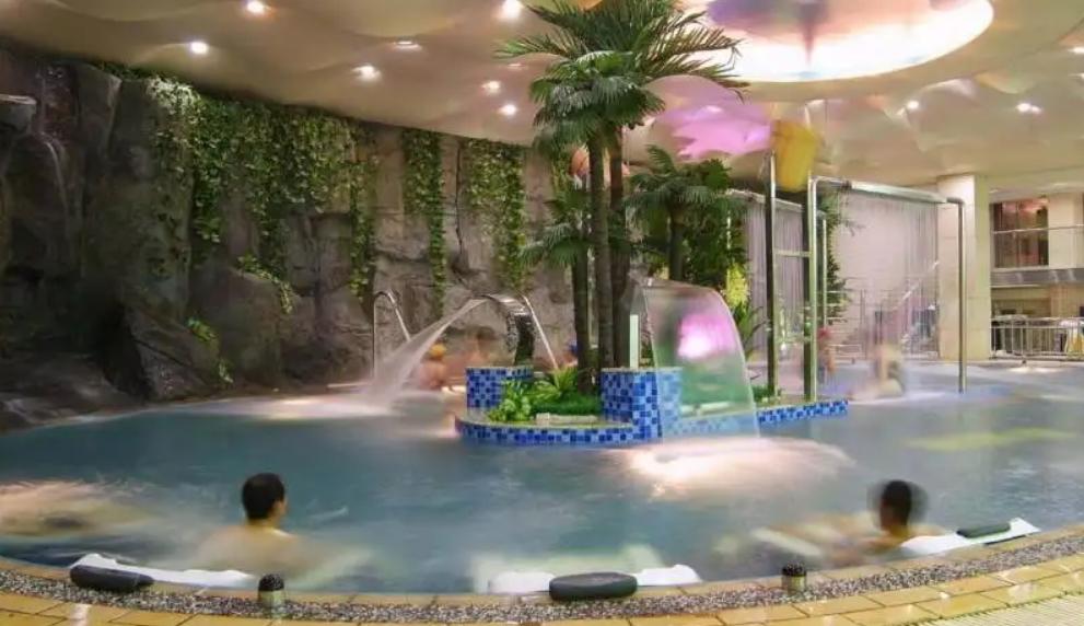 北漂女孩租老人房,北漂女孩1000块钱的出租屋生活