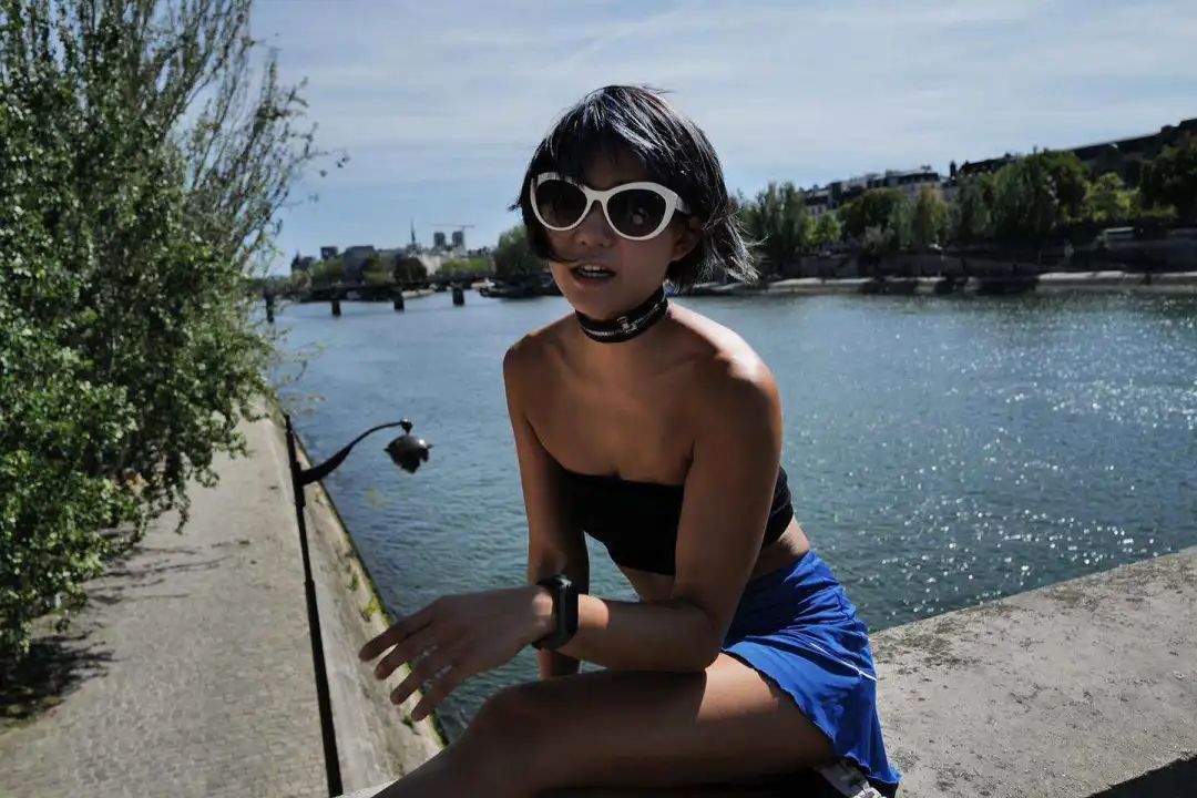 中国钢琴女魔王穿短裙演奏被嘲不雅？！霸气回怼：我只是在做自己