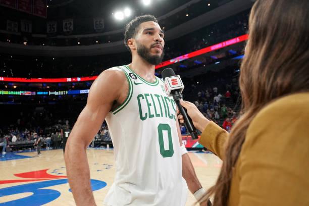 哈登狂砍45分恩比德为什么不打,哈登16分末节