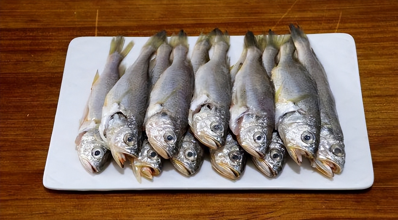 深水黄鱼和野生大黄鱼区别,大黄鱼和黄花鱼的价格区别