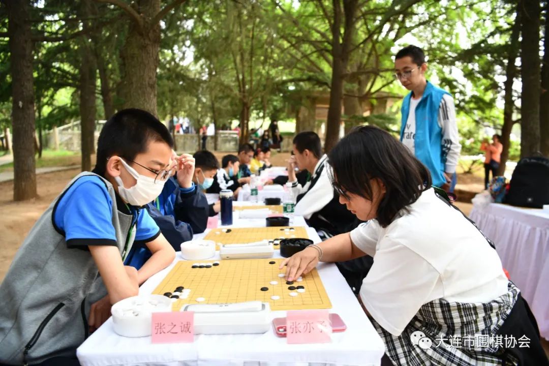 槐香四溢沁入八荒,槐香四溢