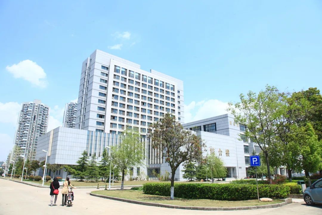 为什么选择华夏理工？十大理由告诉你！