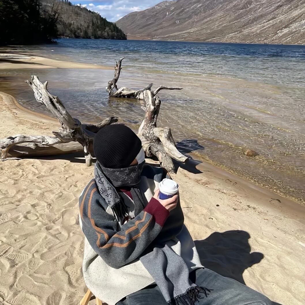 氛围感男生头像真人戴耳机,氛围感男生头像成熟稳重高清