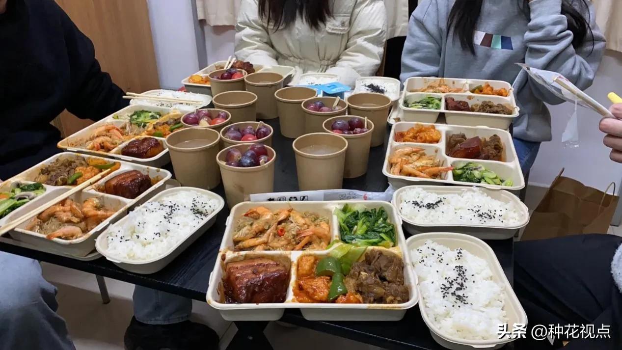 为什么现在点外卖的越来越多了,经常点外卖的用户有哪些