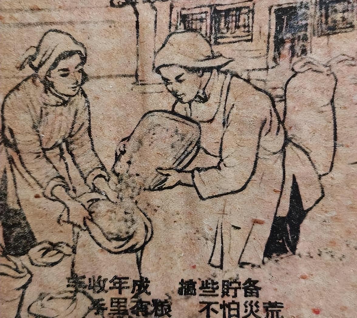 日本暴行老照片,日军女子拍照