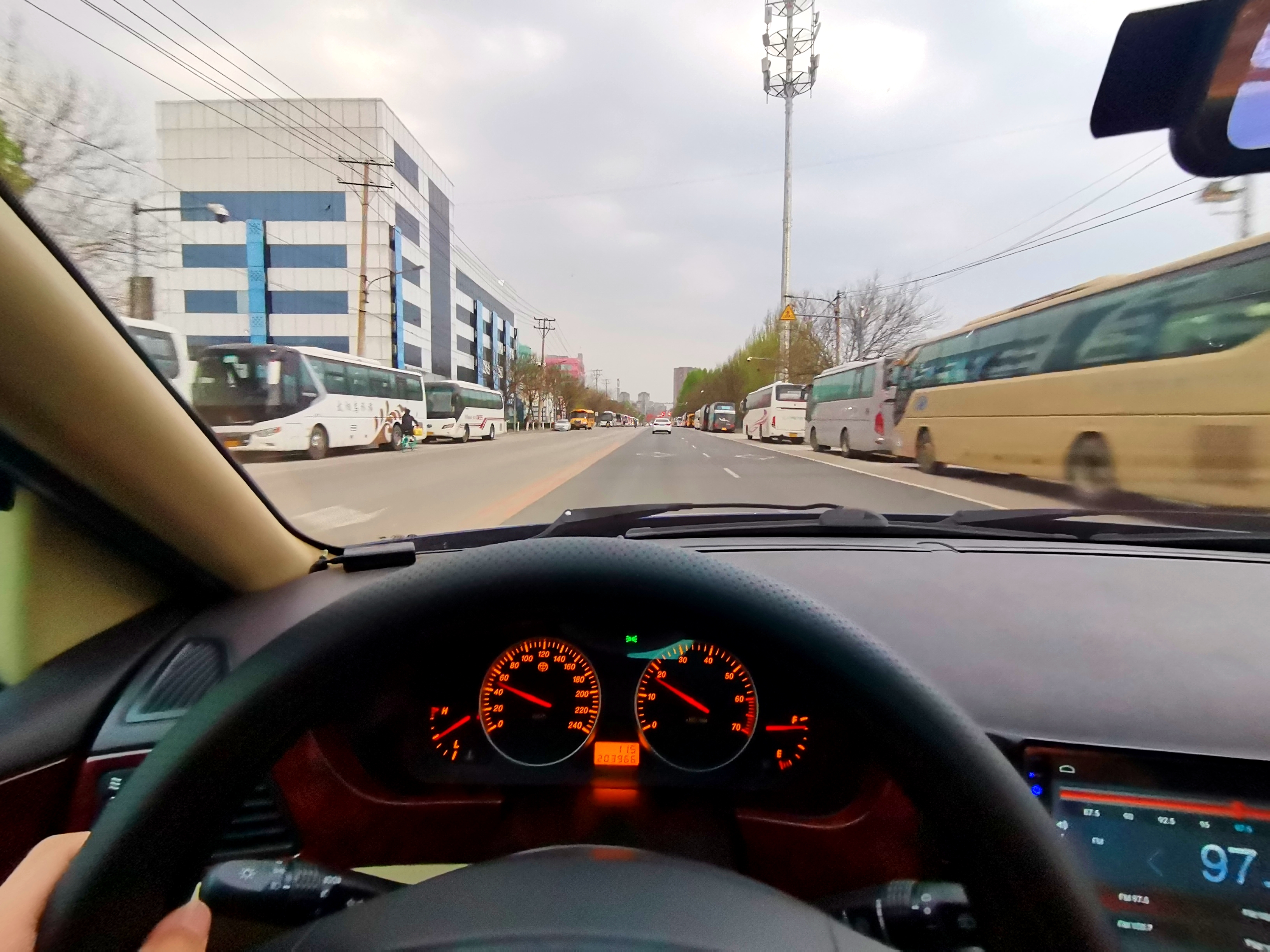 华晨中华旗下车型,华晨明星