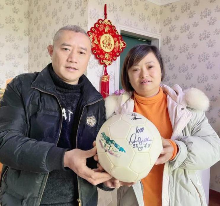 官宣！中国女足21岁新星留洋，亚洲杯决赛一战成名，有望接班孙雯