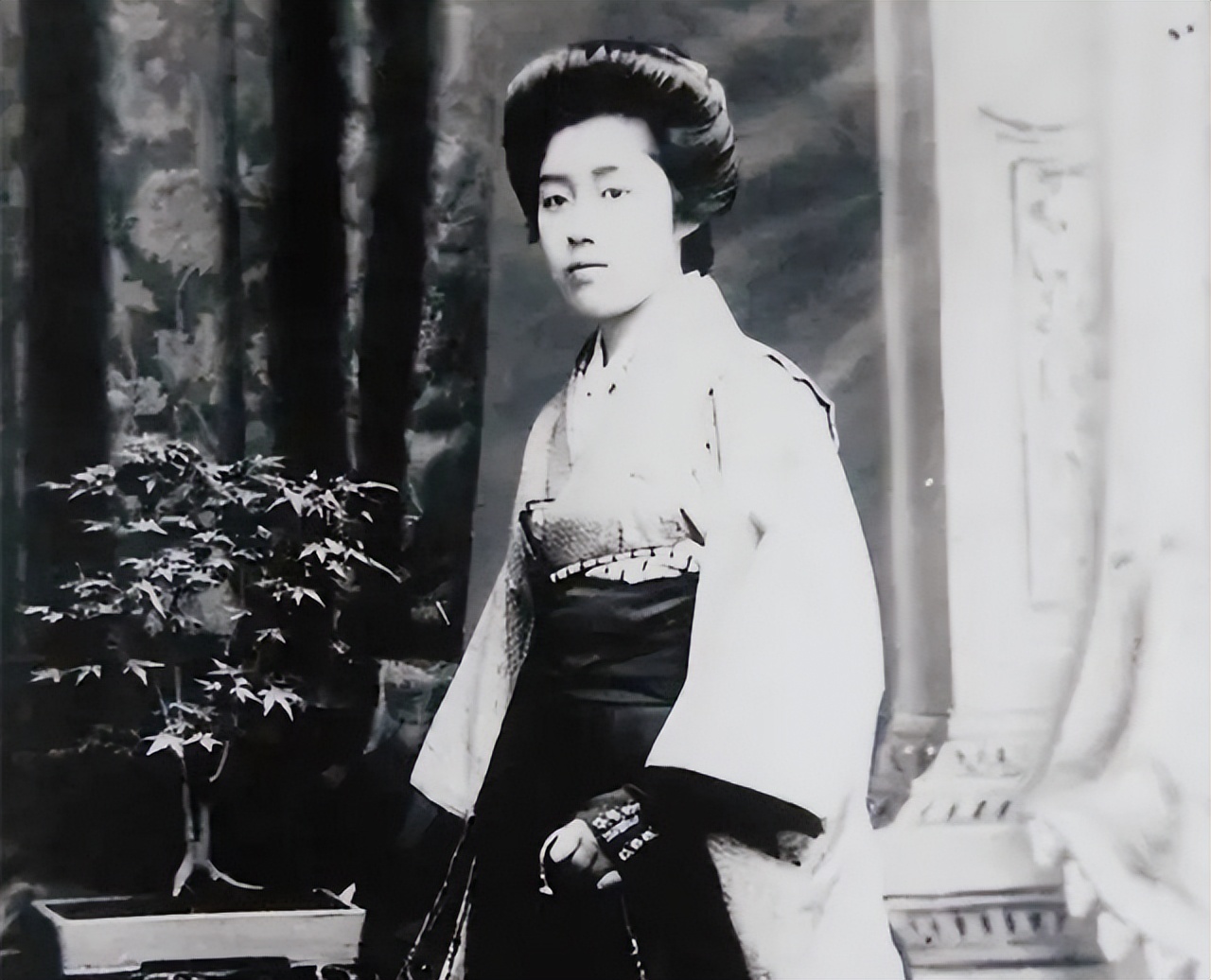 孙中山混血孩子,孙中山原配夫人生了几个孩子