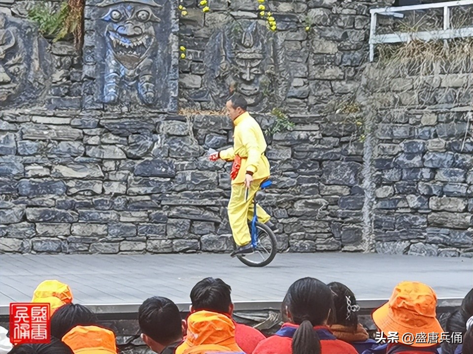 以三峡旅游闻名的湖北宜昌,长江三峡西陵峡美妙风光