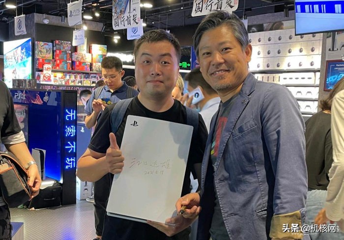 绝不松开我的拳头资源,玩家绝不屈服