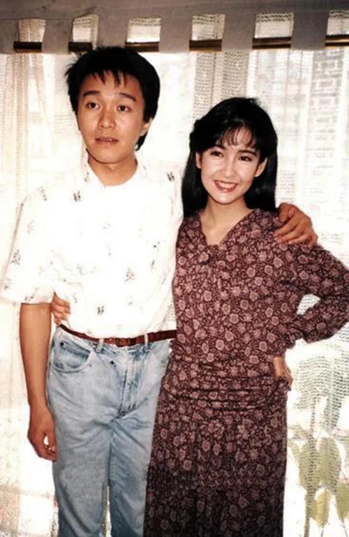 周星驰喜剧之王最后成功当导演,周星驰的喜剧之王为何能成为经典