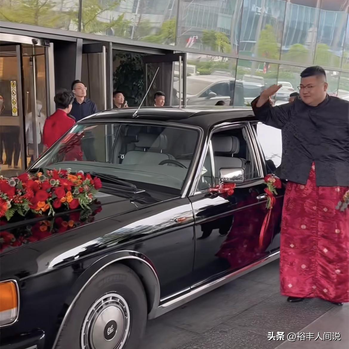 八戒酒吧开业现场去了哪些网红,八戒说车酒吧开业都来了哪些大咖