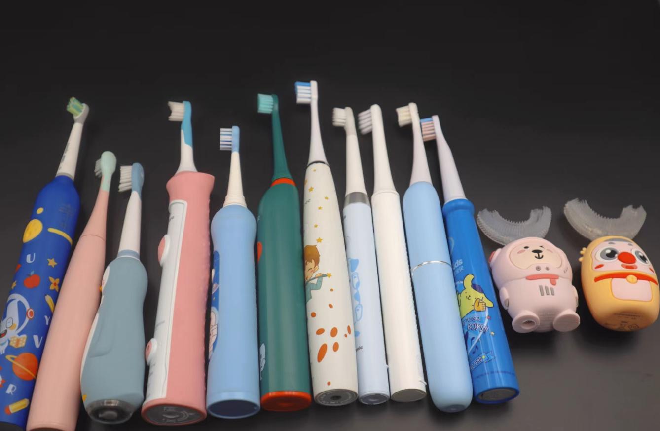 电动牙刷和普通牙刷哪个对牙齿好,儿童可爱电动牙刷会损坏牙齿吗