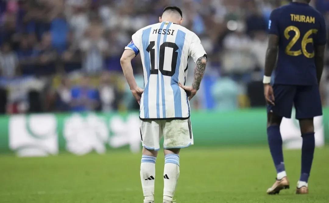 阿根廷队世界杯点球大战,阿根廷世界杯捧杯时刻