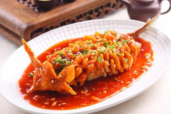 舌尖上的中国菜——浅论全国各地的特色美食