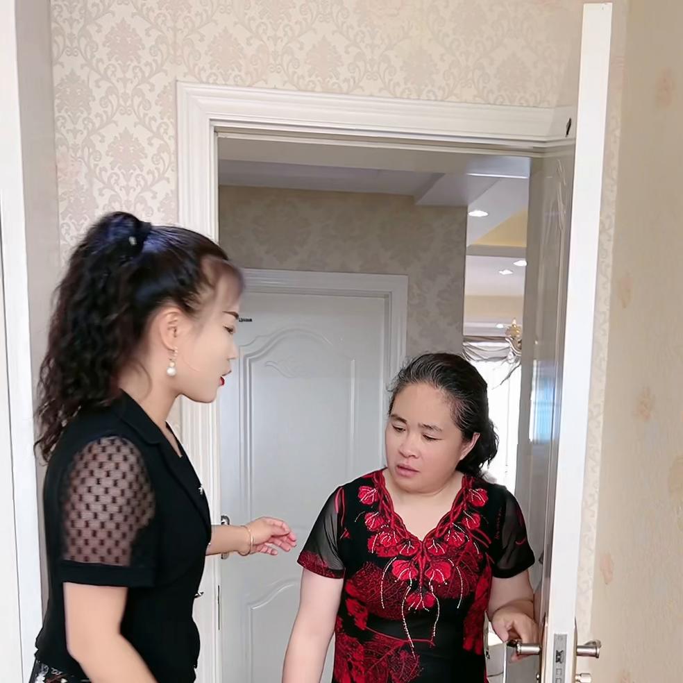 遮小肚腩洋气又百搭,遮小肚腩时髦又显瘦修身