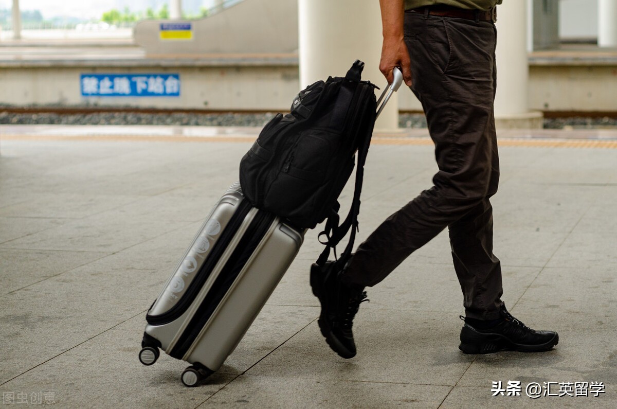 英国留学行李箱推荐,英国飞机行李箱尺寸要求