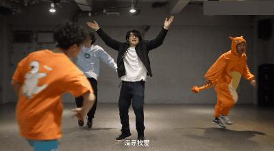 为了拯救污名化的“宅舞和宅圈”，这群日本宅男已经努力了15年