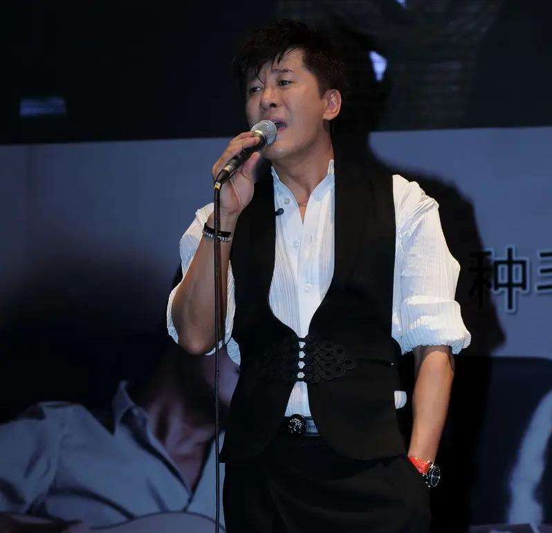 毛宁现在有多少钱,毛宁最近还有演出吗