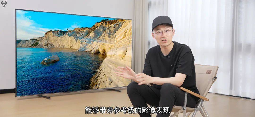 海信发布全球首款8kpro双屏电视,海信电视如何破局