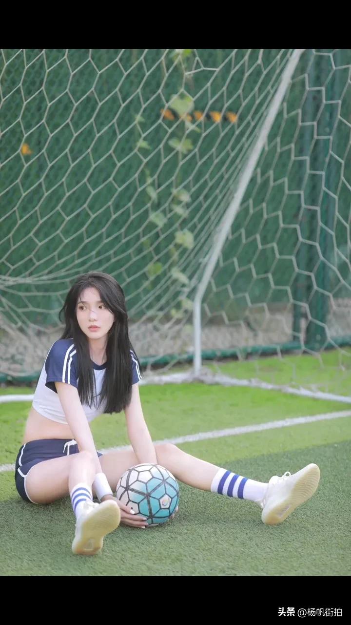 卡塔尔世界杯的出镜女孩,卡塔尔世界杯美女球迷金发镜头