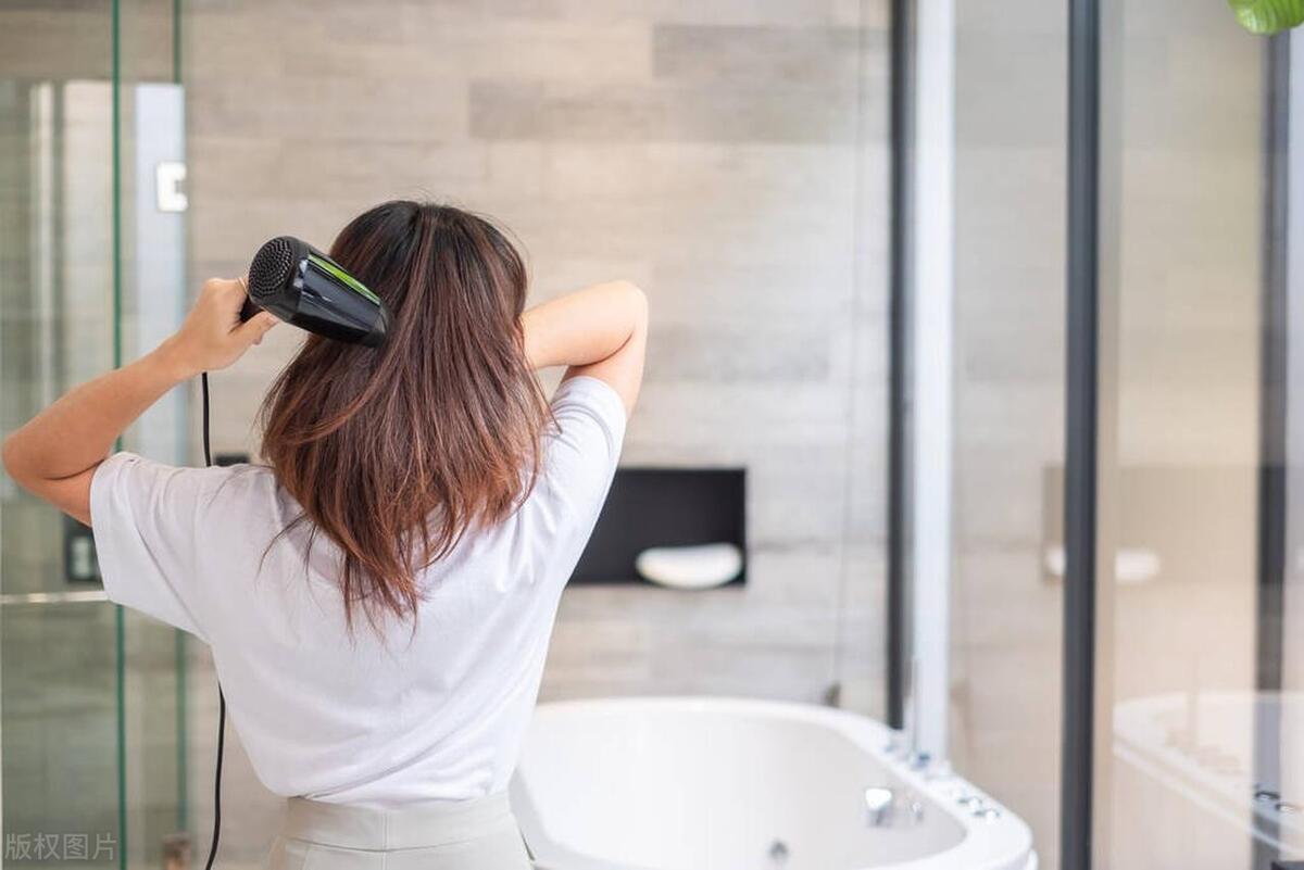 为了一个发型买一个吹风机,大功率的吹风机有用吗