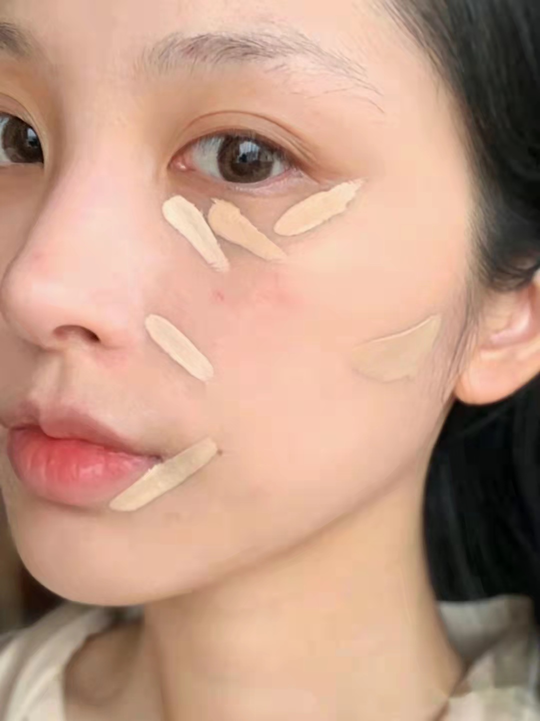 哪种平价粉底液好用不脱妆不卡粉,粉底液推荐学生平价24小时不脱妆