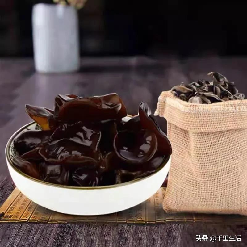 “素中之荤、素珍之王”，东北黑木耳，隔三差五吃一顿，脆嫩好吃
