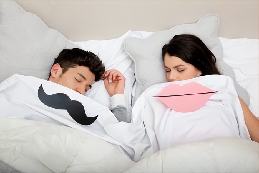 女生例假刚结束，五件事尽量忍住，迫不及待的人，子宫或伤痕累累