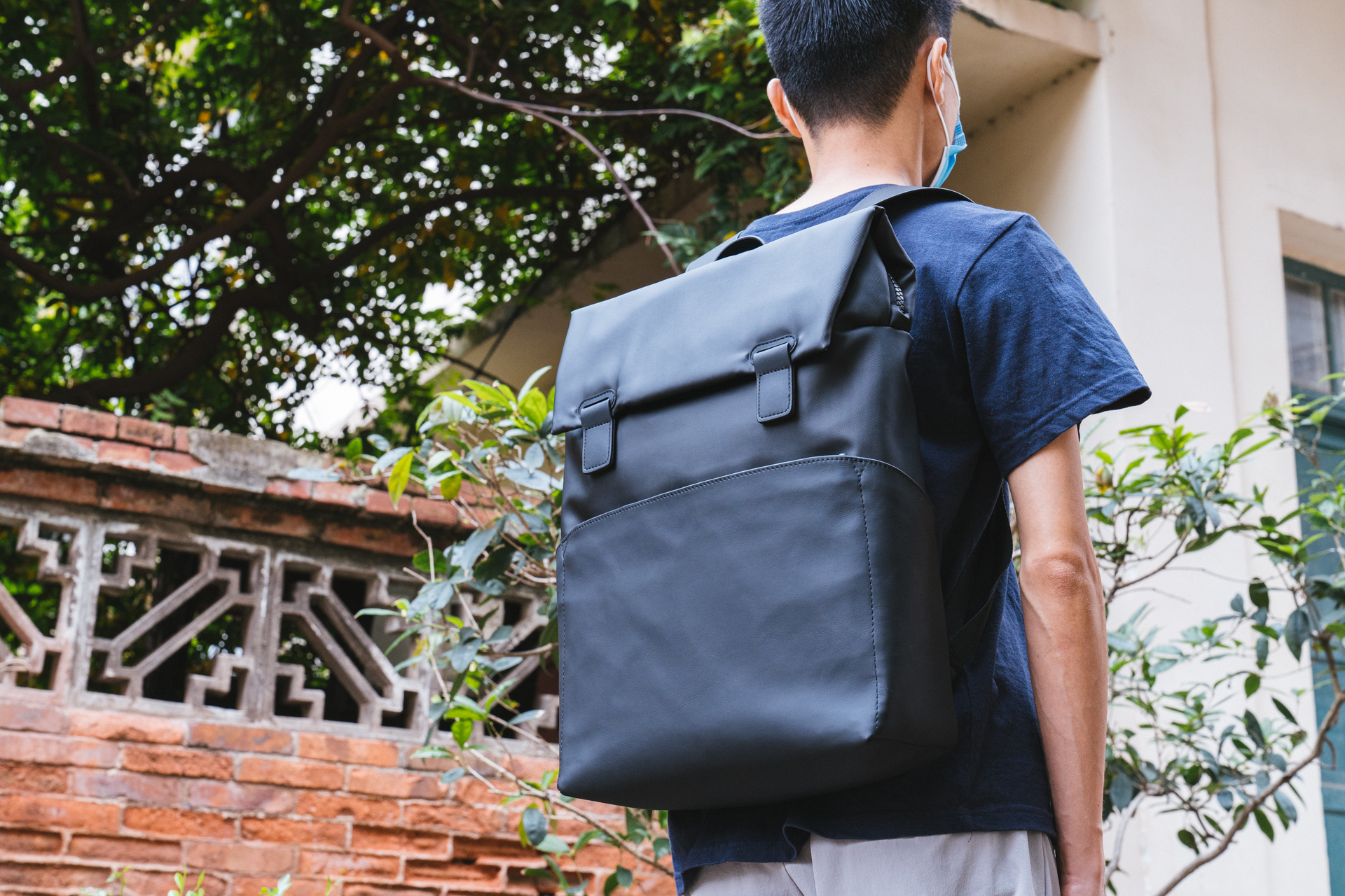 种草的翻包文化，好物实用至上：我的通勤实用主义EDC都有些啥？