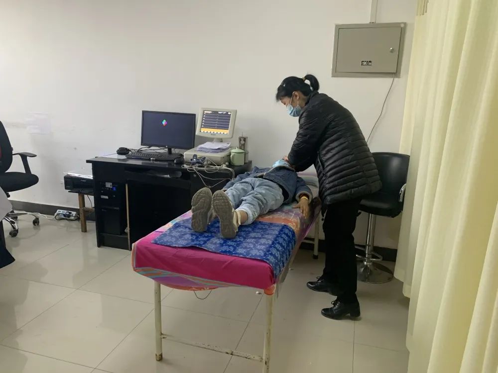 紧急救治暖心护送,紧急爱心救助