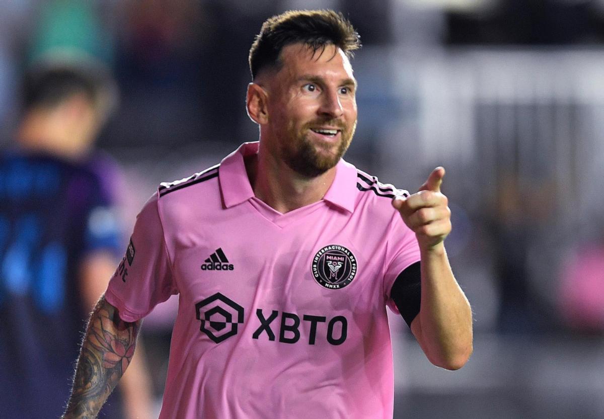 德布劳内18世界杯远射,442评现役10大中场