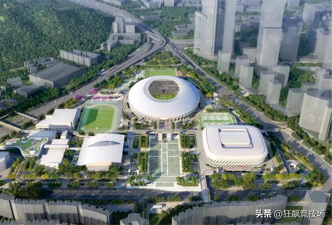 中超新赛季专业足球场视频,不甘落后