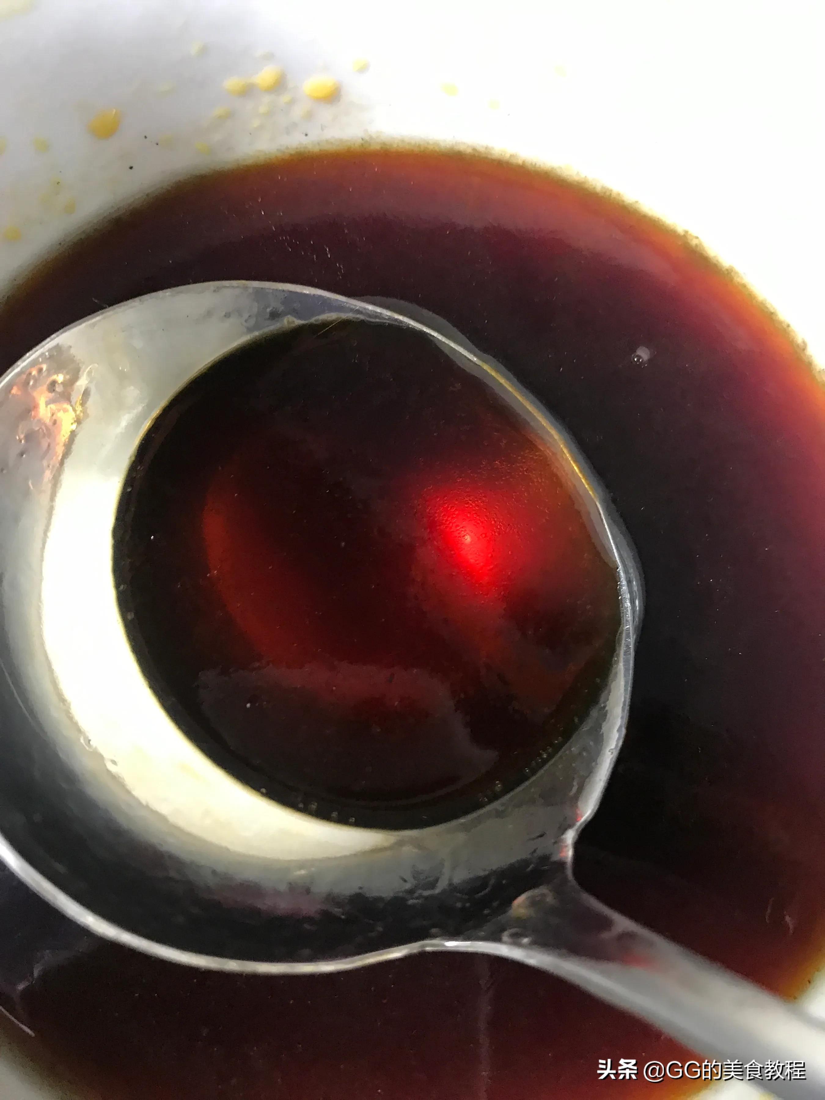 卤水怎么做卤的东西不会发黑,打碎的香料会不会使卤水发黑