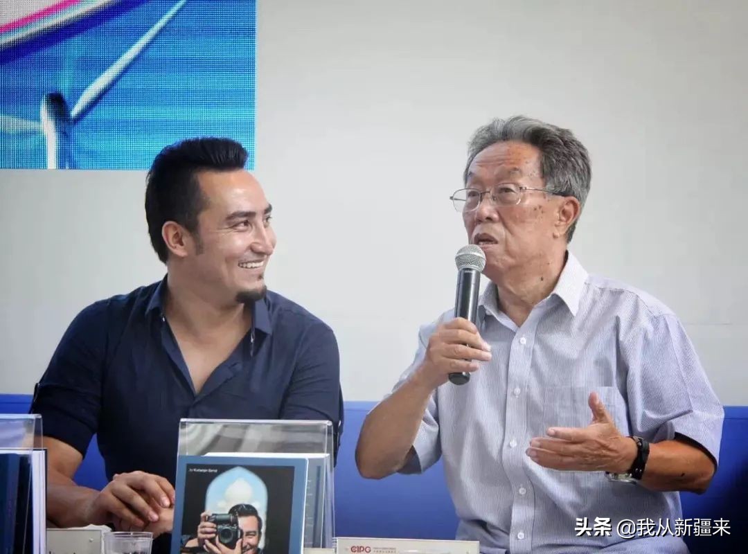 人民艺术家王蒙奖章,当代人民艺术家王蒙