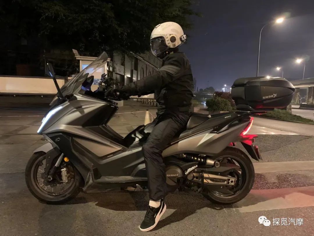 光阳ak550测评视频,光阳ak550测评萝卜报告