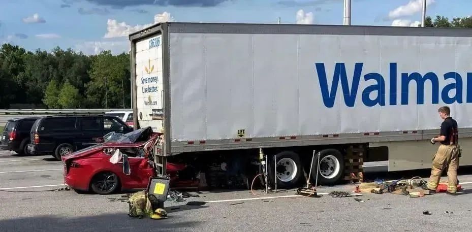 王传福炮轰,王传福被骂