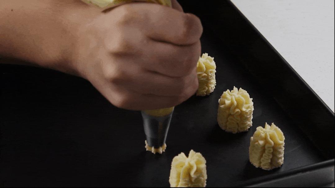 网红珍妮曲奇饼干的做法 (珍妮曲奇怎么做又脆又好吃)