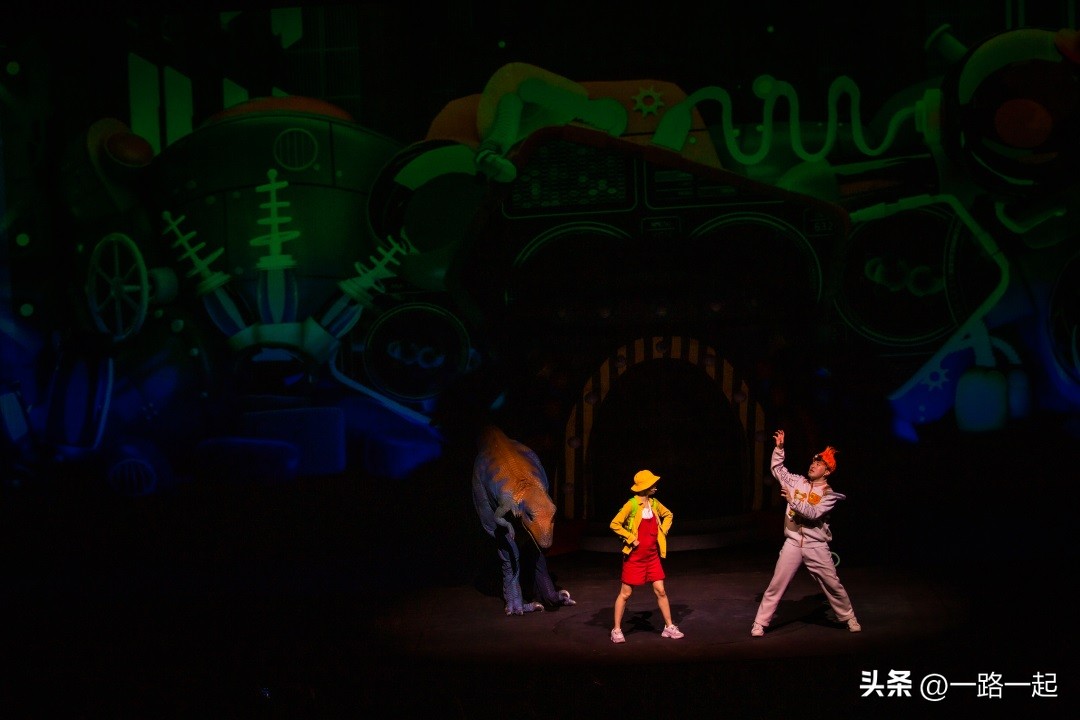 上海又刺激又好玩的网红打卡点,上海网红打卡地必去的五个地方