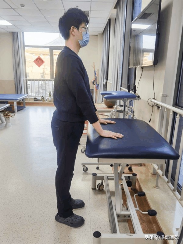 肩关节半脱位的居家康复指导