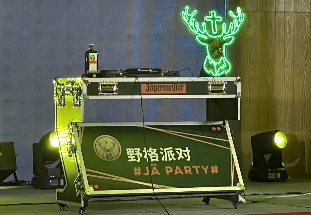 松花湖玩雪,松花湖滑雪活动